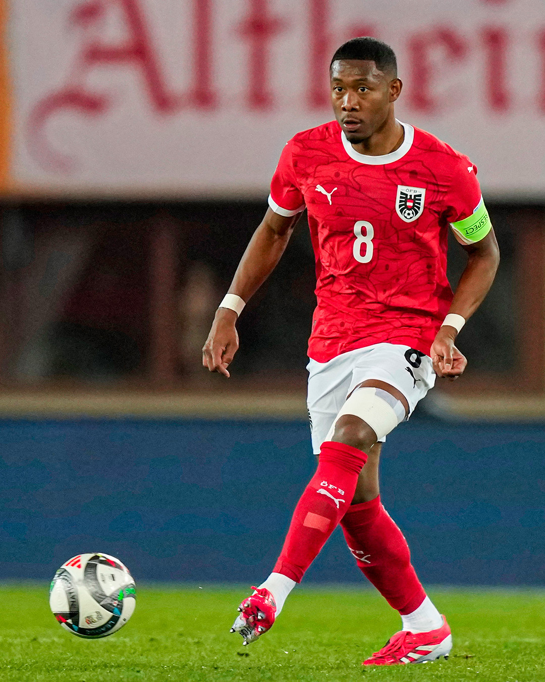 乐鱼登录-欧超杯曼城塞维利亚回放