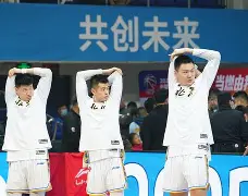 乐鱼体育-关键时刻荷甲焦点战，北京首钢复出首秀，球迷炸锅，球队文化再被提及的简单介绍